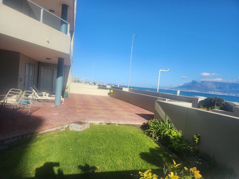 Sophisticated Coastal Living in a Prime Tableview - Photo 4