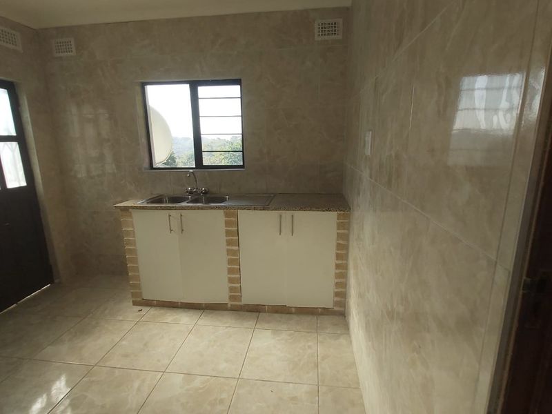 Family Home with Granny Cottage and Endless Potential !! - Photo 5