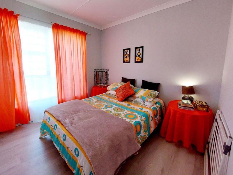 For Sale: 3-Bedroom Home with Flatlet in Sought-After De Kelders. - Photo 9