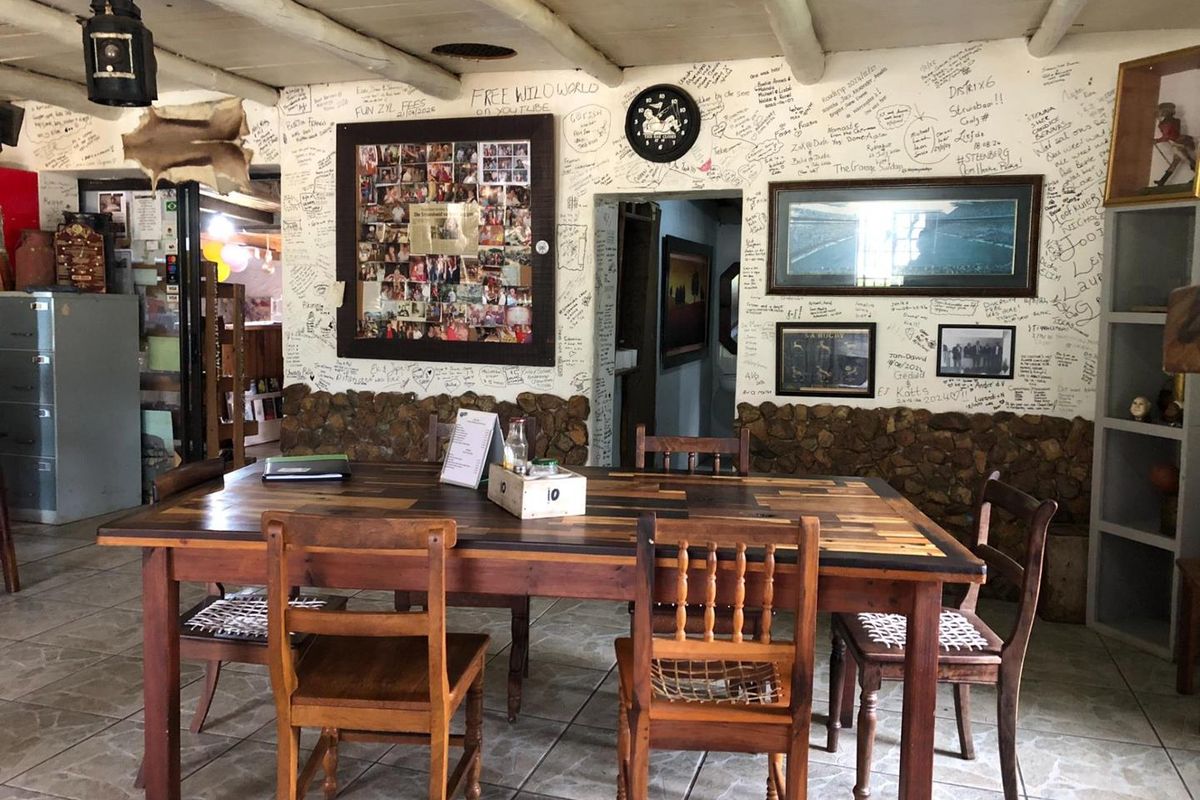 For Sale: Marietjie's Pub and Grill in Baardskeerdersbos, Gansbaai. - Photo 5