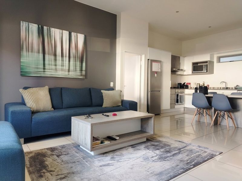 Sophisticated Cosmopolitan Living: An Elite Ground-Floor Sanctuary at The Capital On Bath - Photo 4