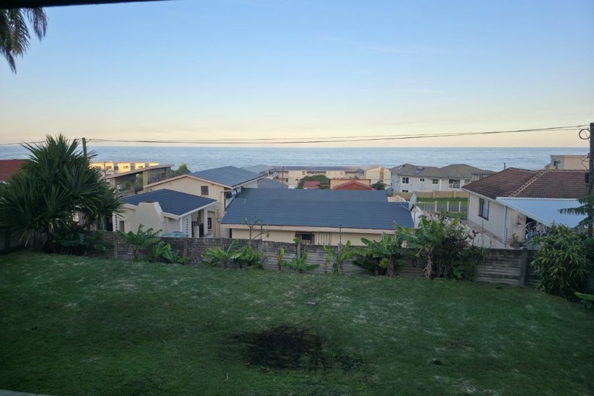 Coastal Living with Income Potential – 3 Bedroom Home with Sea Views in Uvongo - Photo 5