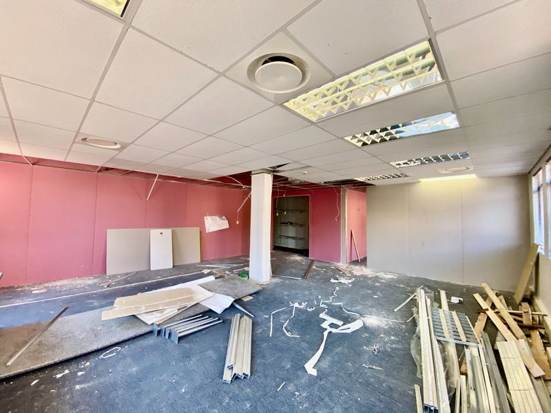 Prime Office Building Available In Faerie Glen - Photo 9