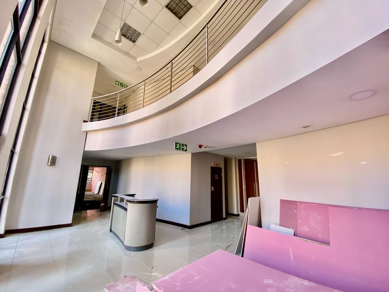 Prime Office Building Available In Faerie Glen - Photo 5