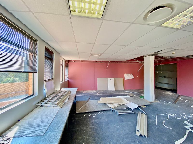 Prime Office Building Available In Faerie Glen - Photo 8