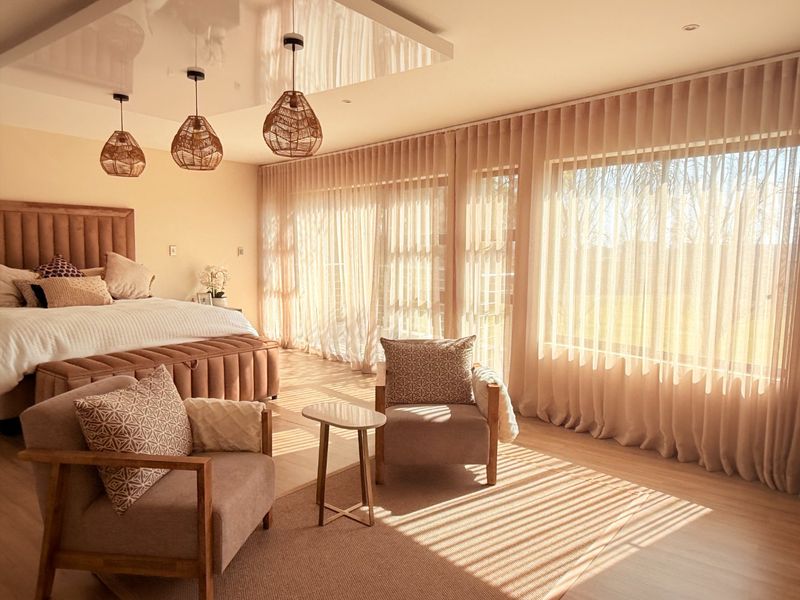 Semi furnished 5 Bedroom House on the Fairway. - Photo 3