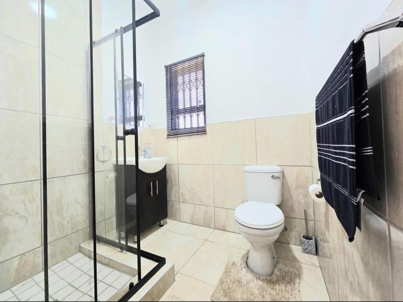 TWO BEDROOMS AND ONE FULL BATHROOM - Photo 8