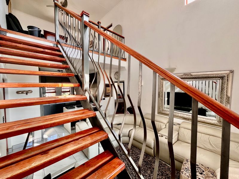 3 Bedroom Duplex Available for Rent - Photo 10