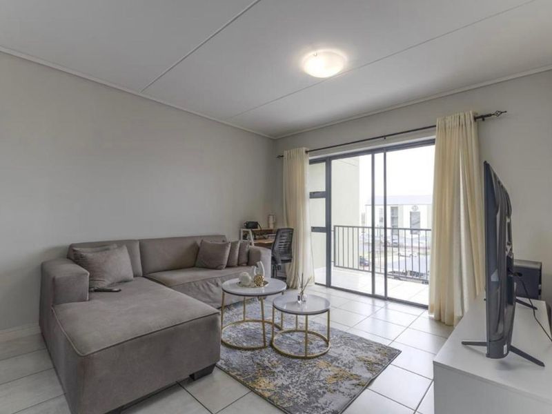 EXQUISITE 1 BEDROOM 1 FULL BATHROOM APARTMENT AVAILABLE FOR IMMEDIATE OCCUPANCY IN GREENCREEK ,PTA EAST - Photo 4