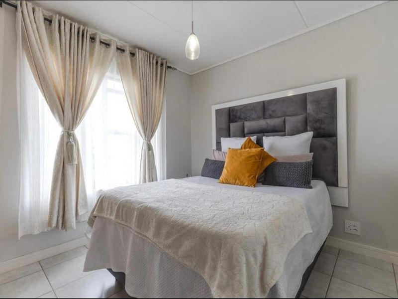 EXQUISITE 1 BEDROOM 1 FULL BATHROOM APARTMENT AVAILABLE FOR IMMEDIATE OCCUPANCY IN GREENCREEK ,PTA EAST - Photo 7