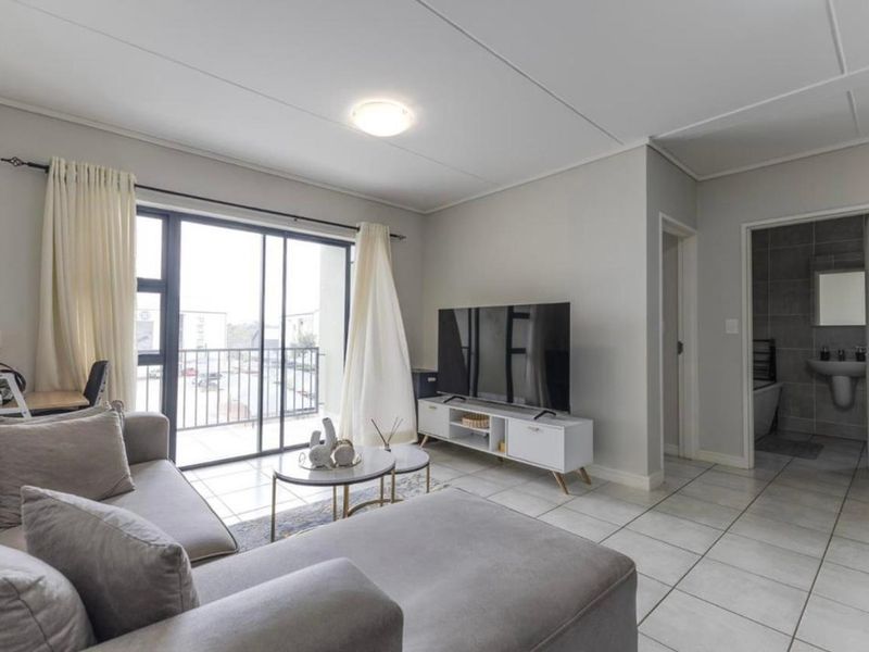 EXQUISITE 1 BEDROOM 1 FULL BATHROOM APARTMENT AVAILABLE FOR IMMEDIATE OCCUPANCY IN GREENCREEK ,PTA EAST - Photo 5