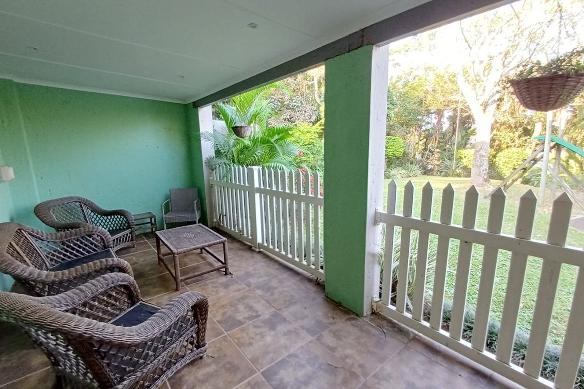 4 Bedroom home with double garage and landscaped garden - Photo 4