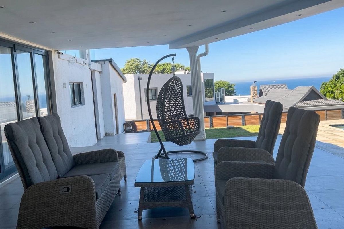Elegant Coastal Living with Panoramic Sea Views in Prestigious La Lucia - Photo 5