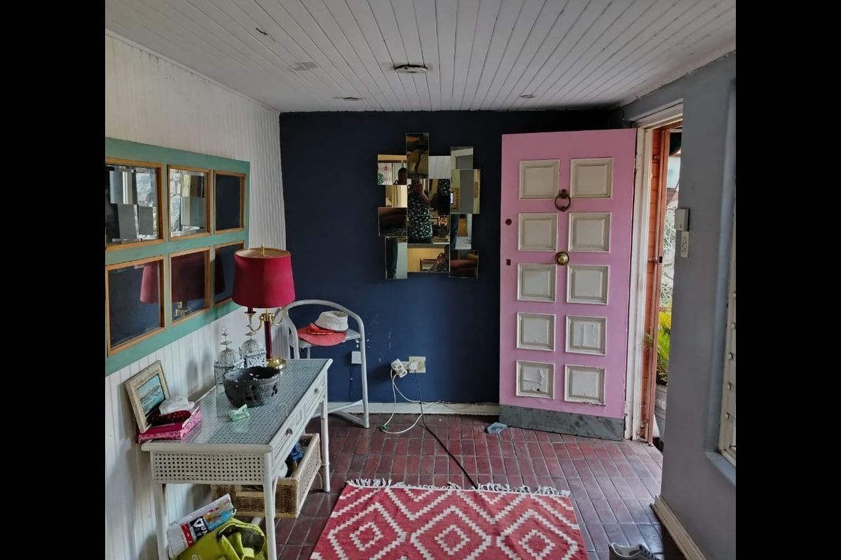 A Sanctuary in Kew: Solar & Borehole-Powered 4-Bed Home with Pool - Photo 2