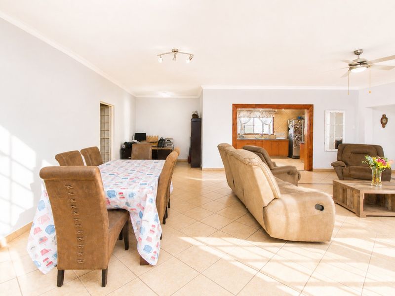 Secure Plot with Spacious 5 Bedroom House - Photo 9