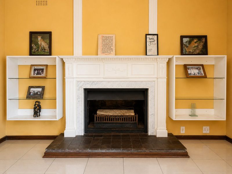 Elegant Edenglen home with space and security in sought after boomed off area! - Photo 9