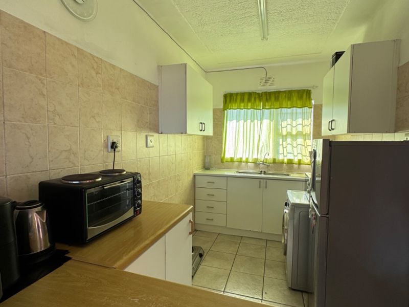Spacious 2-Bedroom Apartment for rent in Sought-After Boston Bellville  - Photo 6