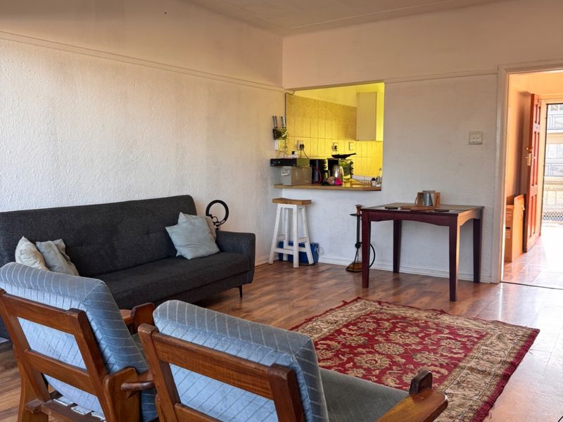 Spacious 2-Bedroom Apartment for rent in Sought-After Boston Bellville  - Photo 3