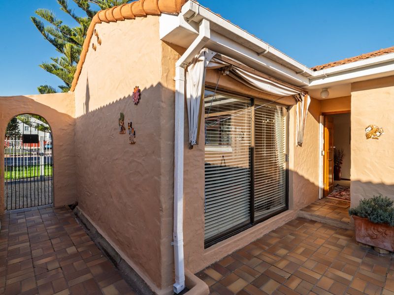 A Much-loved family home with Future Business Zoning Potential  - Photo 4