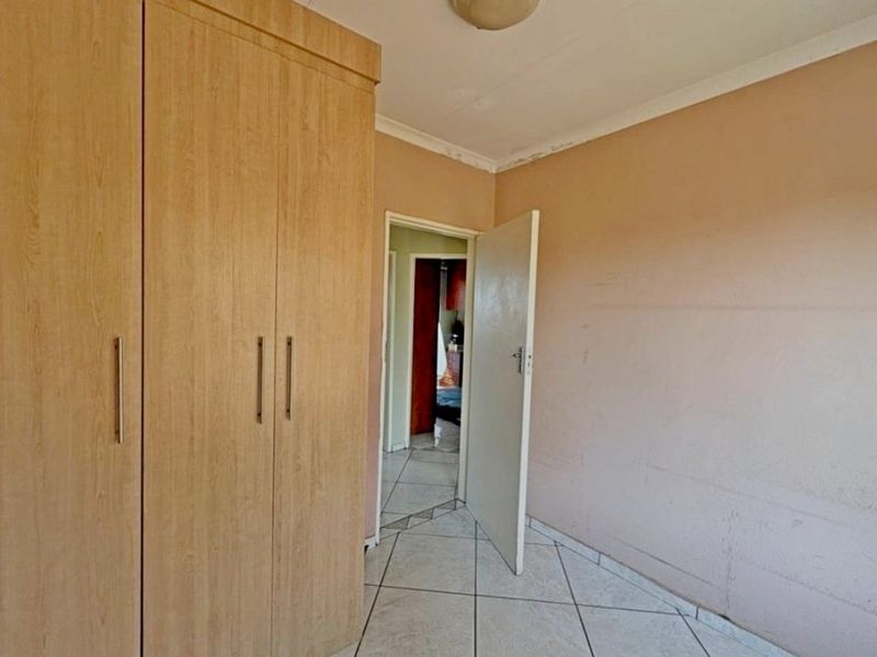 Lovely 3-Bedroom Family Home for Sale - Photo 10