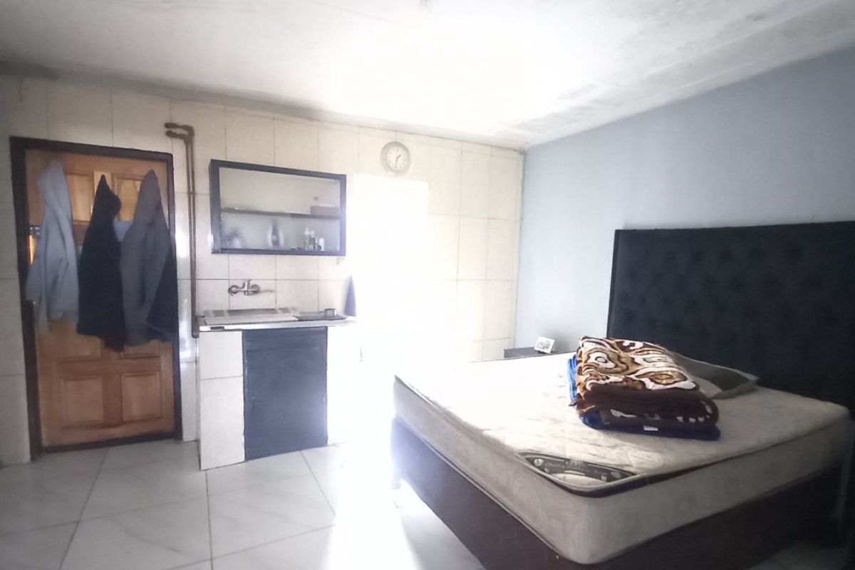 7 Bed House in Actonville for Sale - Photo 4