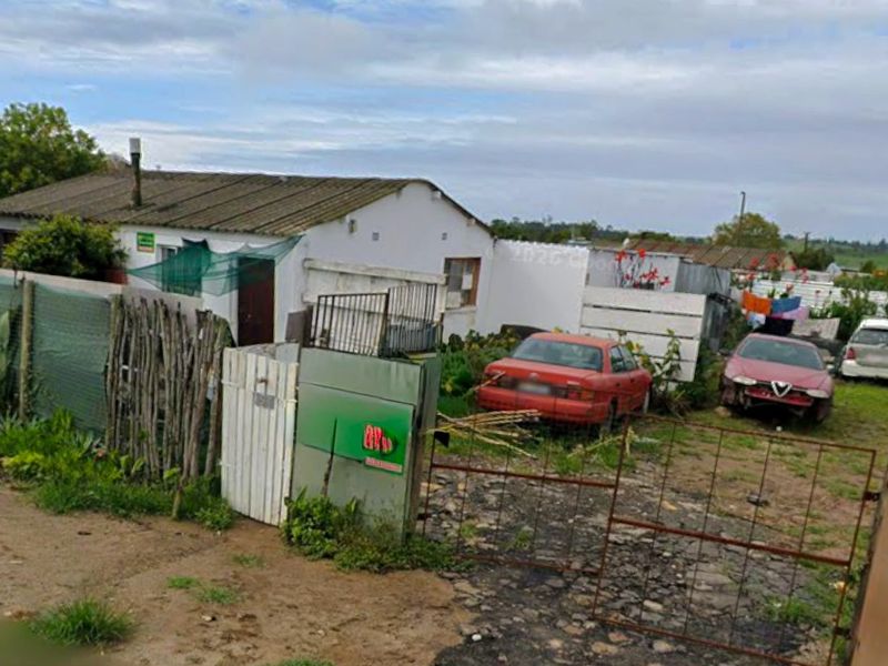 Fixer-Upper Opportunity in Pacaltsdorp – R499,999 - Photo 1