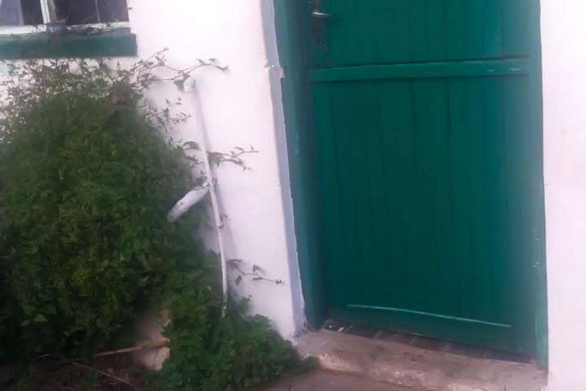Fixer-Upper Opportunity in Pacaltsdorp – R499,999 - Photo 2