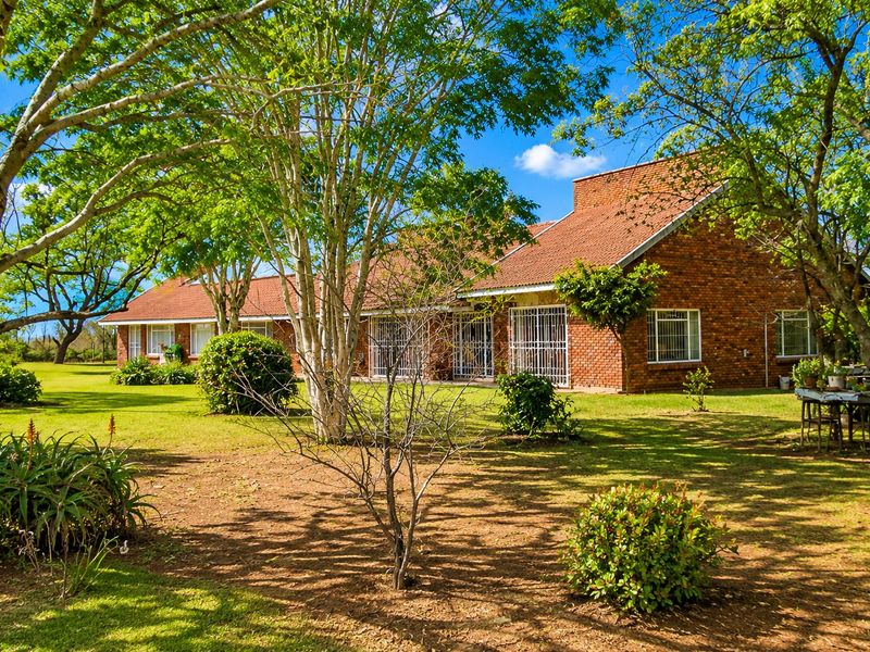 Exclusive 21.4 ha Farm  in Vastfontein - Photo 2