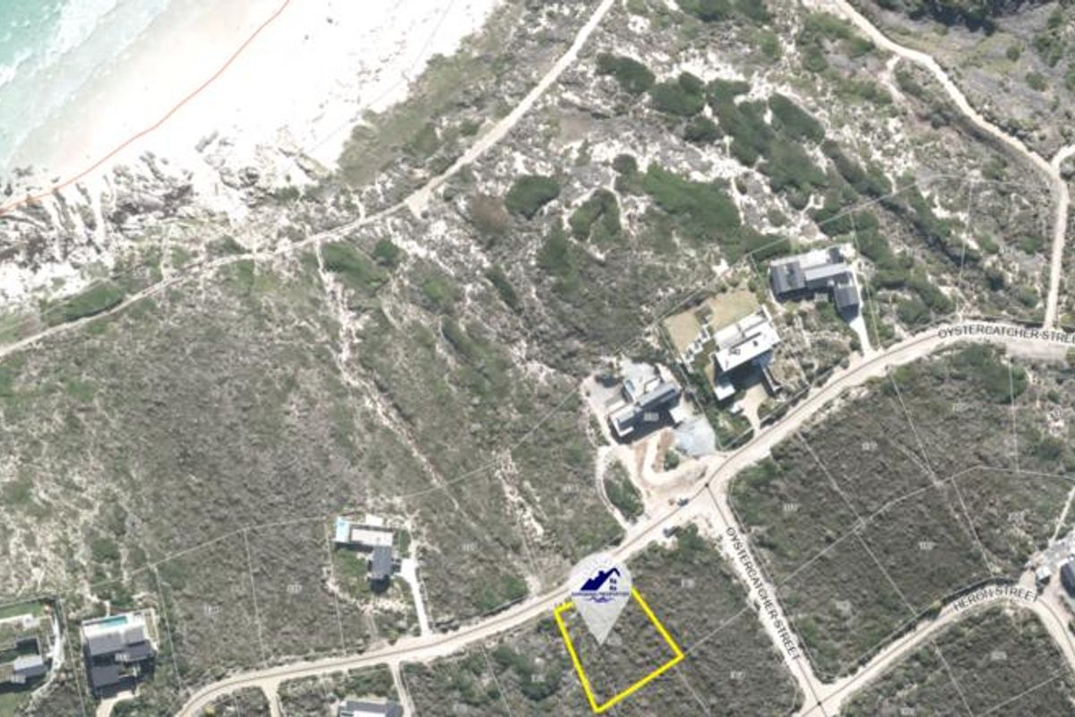 For Sale: Elevated Coastal Stand with Ocean Views. - Photo 2