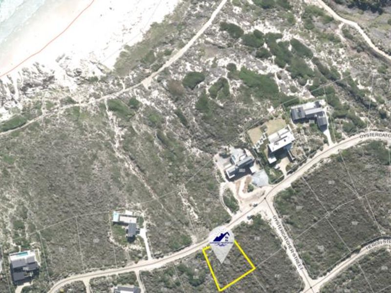 For Sale: Elevated Coastal Stand with Ocean Views. - Photo 2