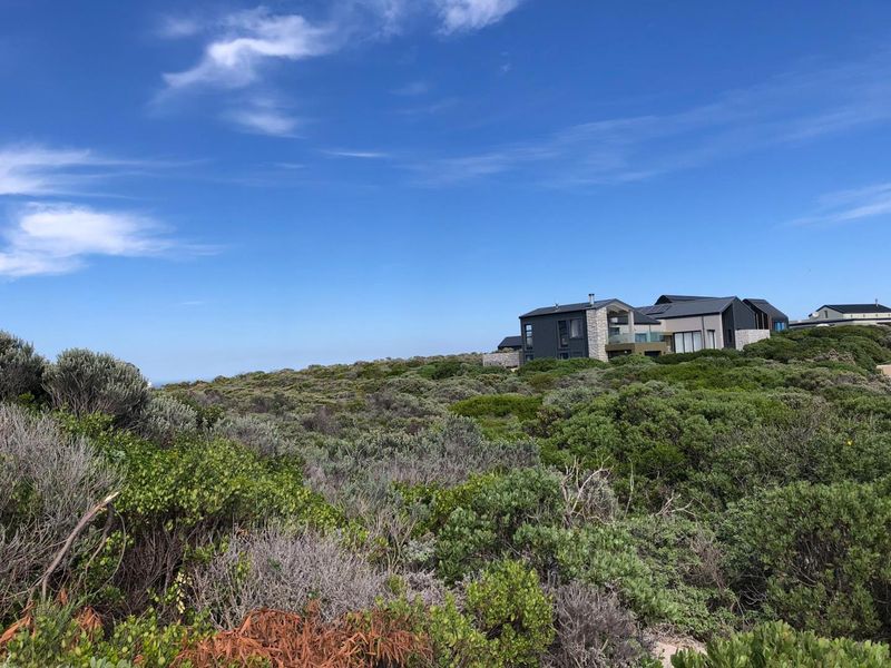 For Sale: Elevated Coastal Stand with Ocean Views. - Photo 3