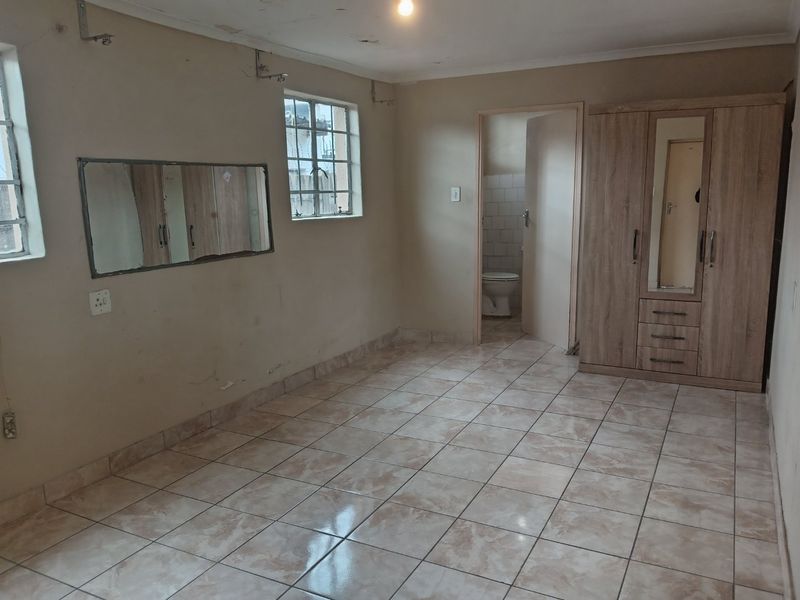 Spacious Garden cottage to Let in Kew - Photo 9