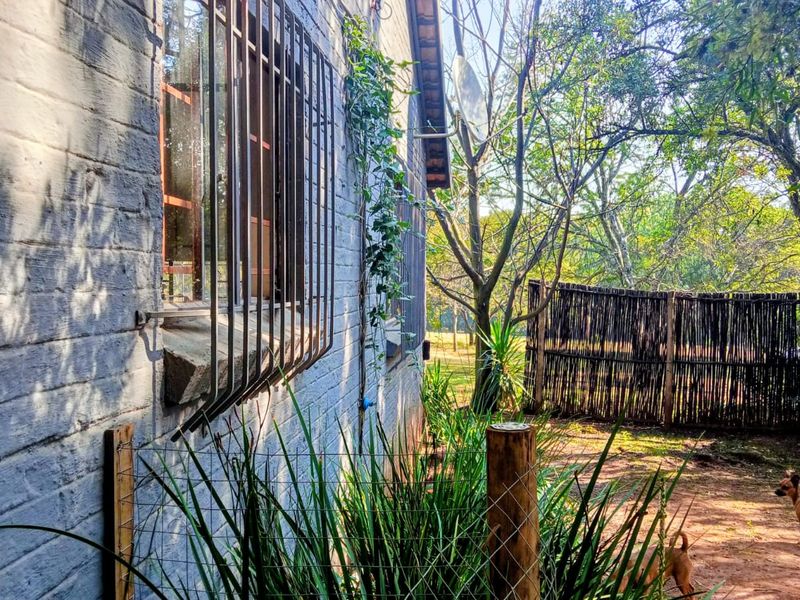 Wake Up to Nature Every Day – Charming 2-Bedroom Home on a Beautiful Agricultural Holding!"  - Photo 3