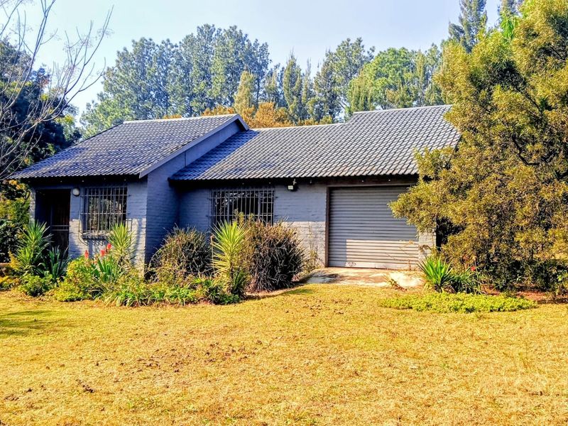 Wake Up to Nature Every Day – Charming 2-Bedroom Home on a Beautiful Agricultural Holding!"  R7800-00 per month - Photo 1