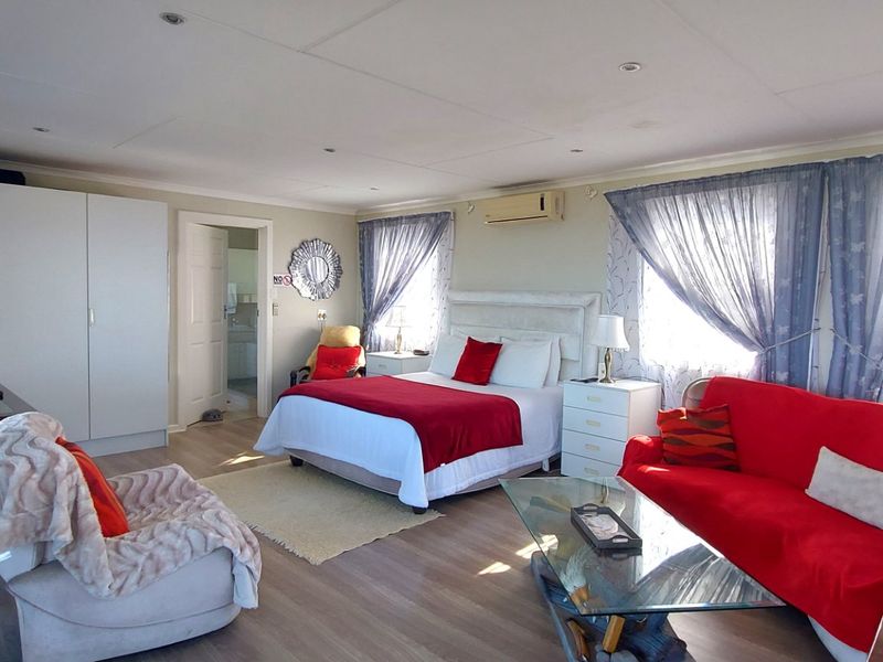 THREE-ROAD FRONTAGE, OCEAN VIEWS AND ENDLESS POSSIBILITIES - Photo 4