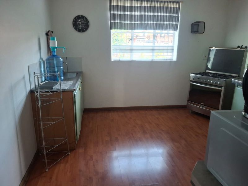 4-Bedroom Home with Modern Comforts in Thabazimbi - Photo 3