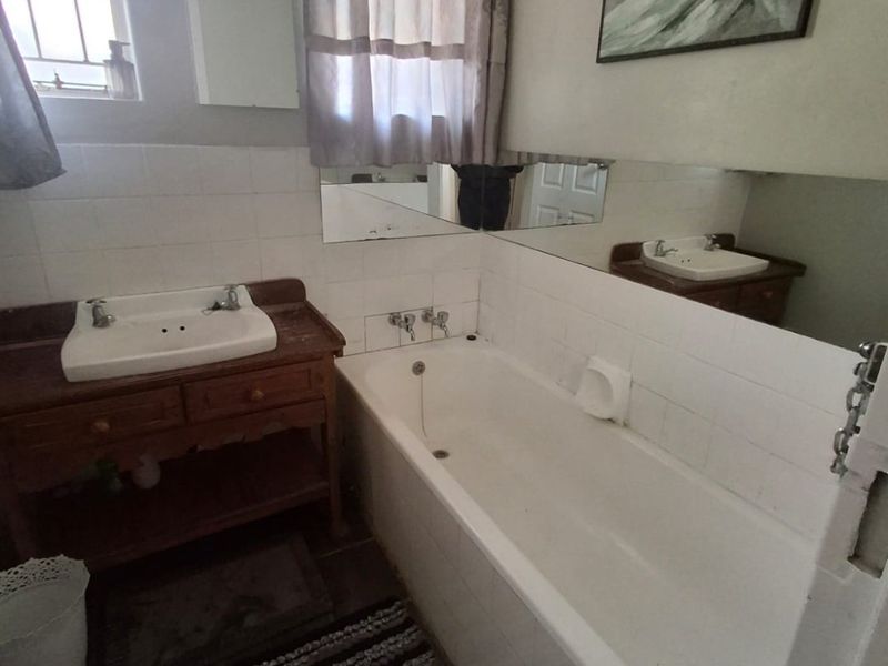 4-Bedroom Home with Modern Comforts in Thabazimbi - Photo 7