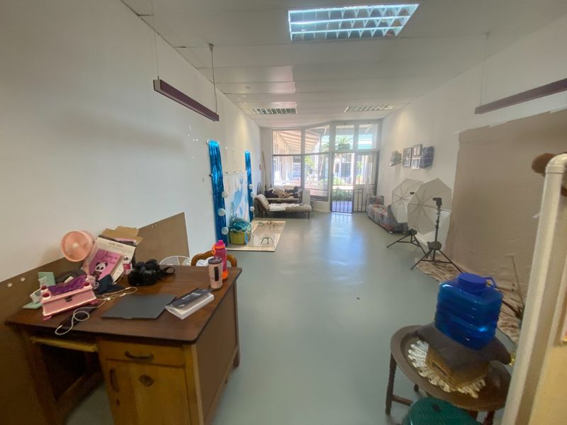 46m2 Commercial to Let  - Photo 5