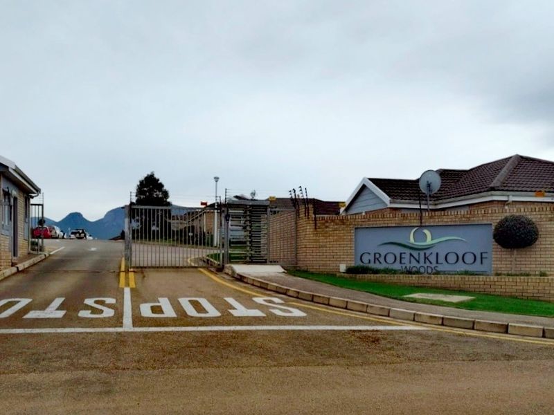 Independent retirement,  convenience and lifestyle @ Groenkloof - Photo 3