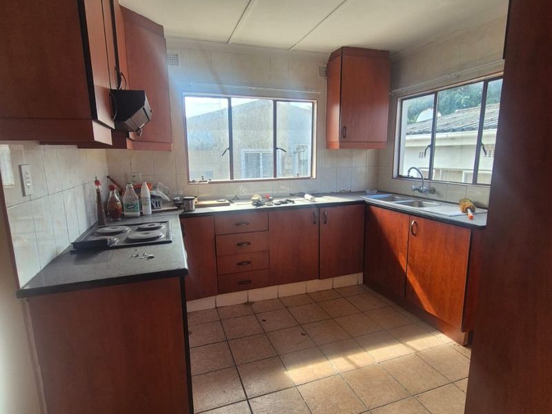 2 Bedroom house for sale in Merebank R850,000 - Photo 7