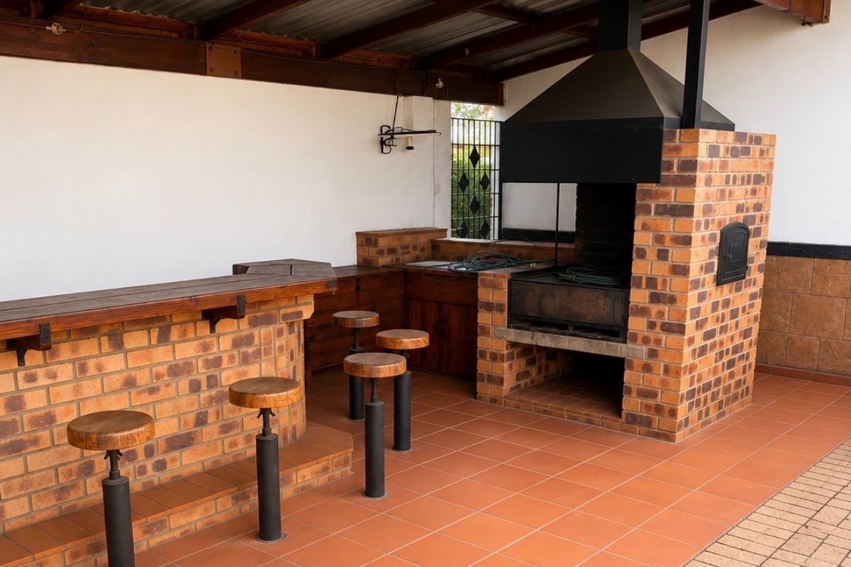 SPACIOUS FAMILY HOME FOR SALE   This beautiful 4-bedroom, 3-bathroom home offers everything a growing family needs  Property Features  4 Spacious bedrooms 3 Neat bathrooms Large modern kitchen with ample cupboard space Spacious lounge and living room Fantastic entertainment area with a built-in braai 2 Garages Generous indoor and outdoor living spaces Perfect for entertaining family and friends  This is a fantastic opportunity to own a spacious family home in a great location.  Don’t miss out! Contact me today to arrange your private viewing - Photo 2
