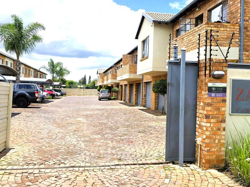 Spacious 1 Bedroom Apartment to Rent in Wonderboom South, Pretoria - Photo 5
