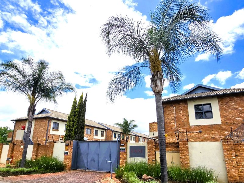 Spacious 1 Bedroom Apartment to Rent in Wonderboom South, Pretoria - Photo 3