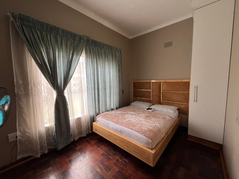 10 Bedroom Income-Generating Guesthouse for Sale – Strong Monthly Rental Income & Expansion Potential Standerton Central - Photo 7