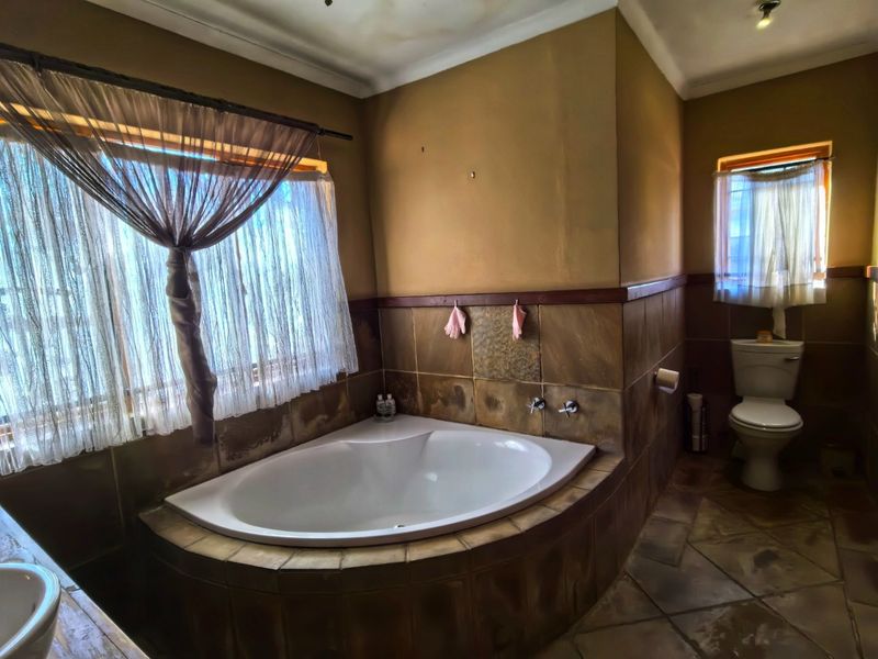 Benoni Character Property with Outstanding Business Potential - Photo 4