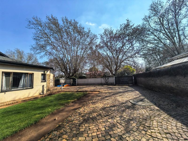 Benoni Character Property with Outstanding Business Potential - Photo 2