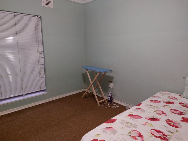 Make this Home !! - Photo 8