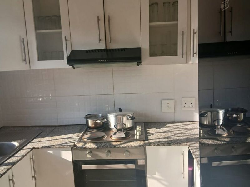 GREAT STARTER HOME - Photo 3