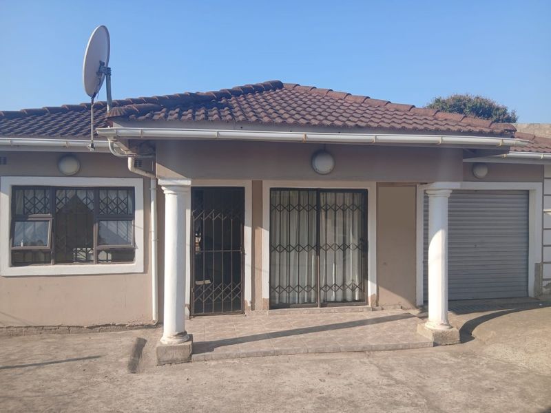 GREAT STARTER HOME - Photo 1