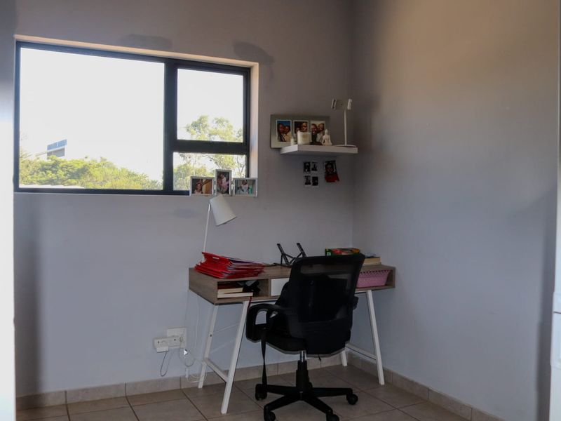 Modern 3 Bedrooms Apartment for sale in Clarina Akasia - Photo 9